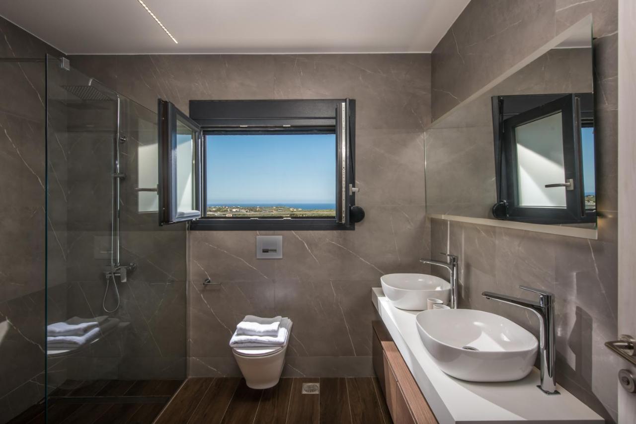 Luxury Villa Marelina แอร์ซอนิสซอส ภายนอก รูปภาพ